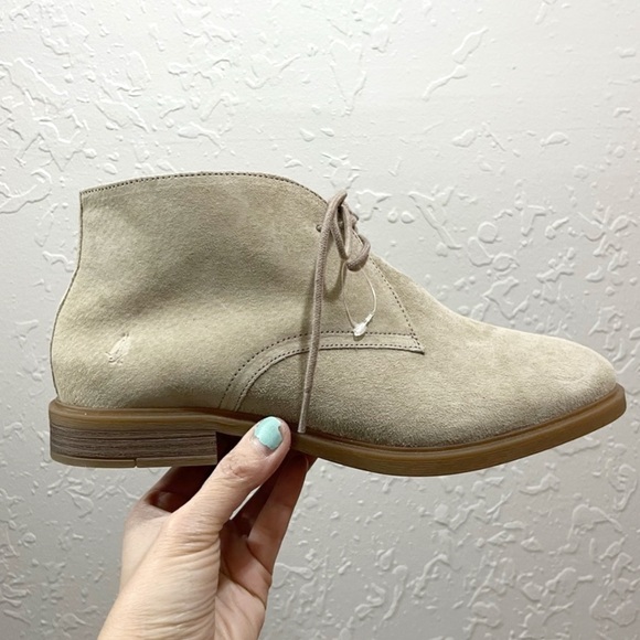NEW Hush Puppies Cream Suede Oxford Bootie 8.5 - Picture 15 of 16